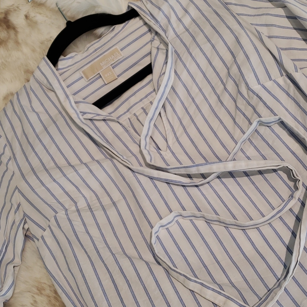 Micheal Kors top